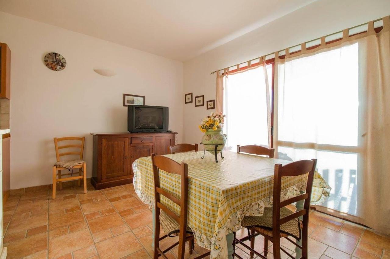 Glicine Appartement Vaccileddi Buitenkant foto